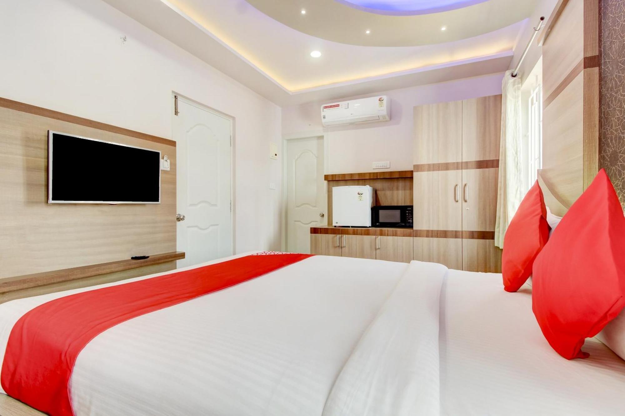 OYO 76781 Emara Boutique Hotel Bangalore Extérieur photo