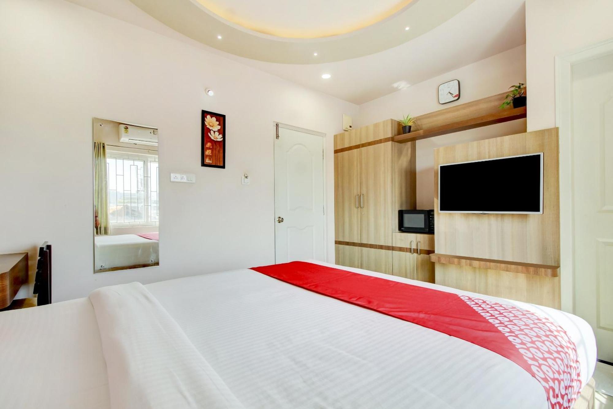 OYO 76781 Emara Boutique Hotel Bangalore Extérieur photo