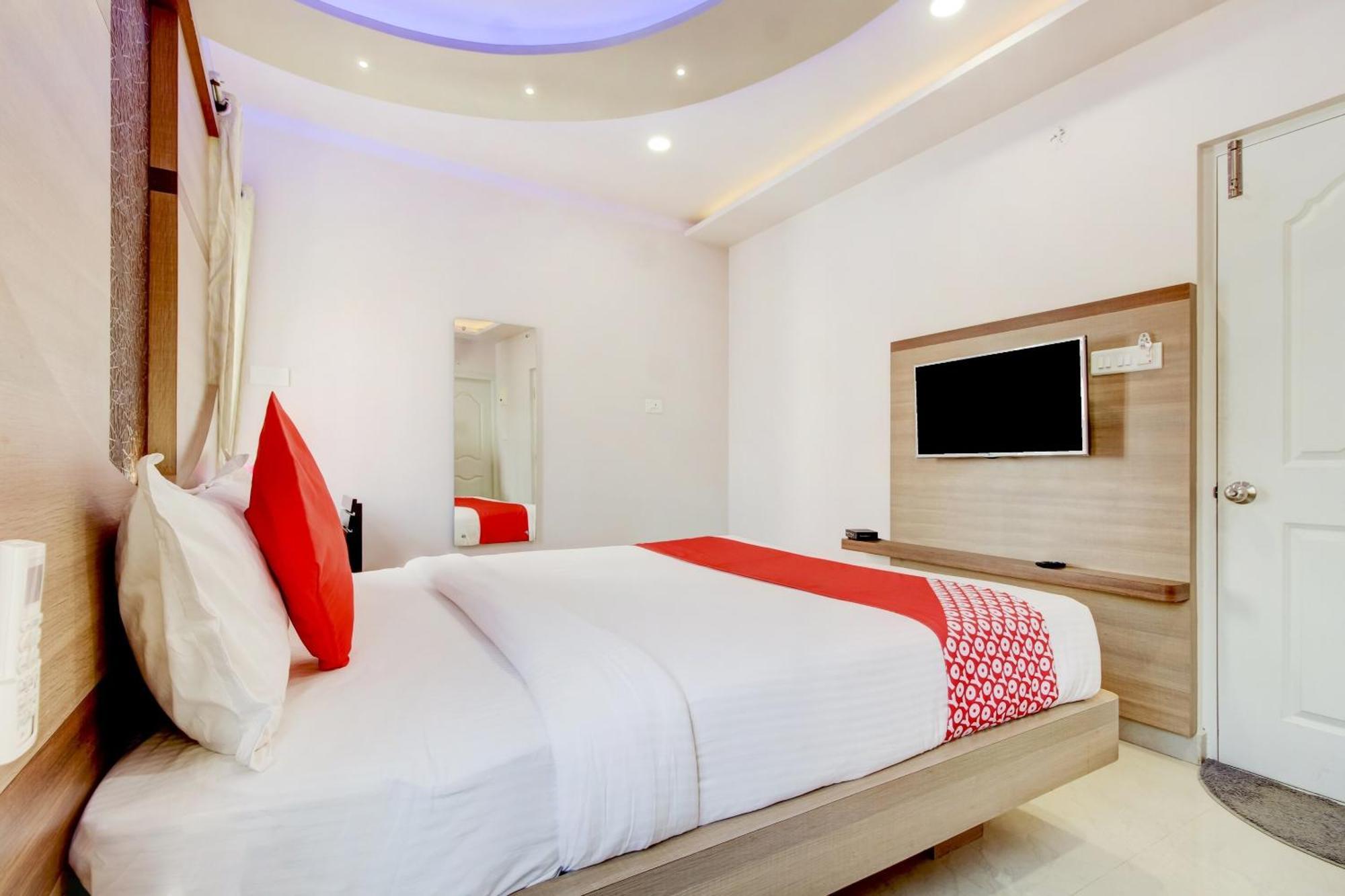OYO 76781 Emara Boutique Hotel Bangalore Extérieur photo